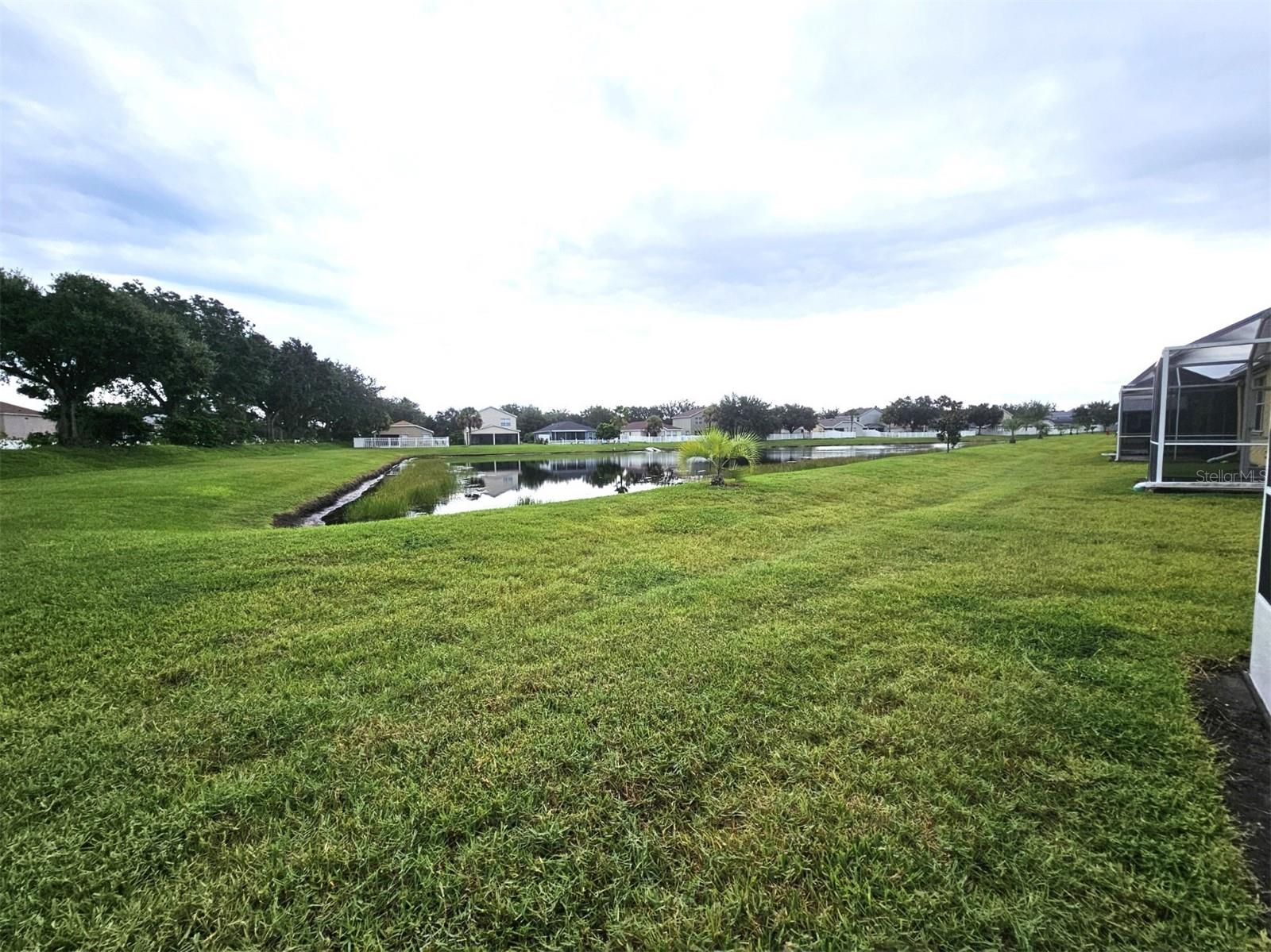 Listing photo id 4 for 11406 Captiva Kay Drive