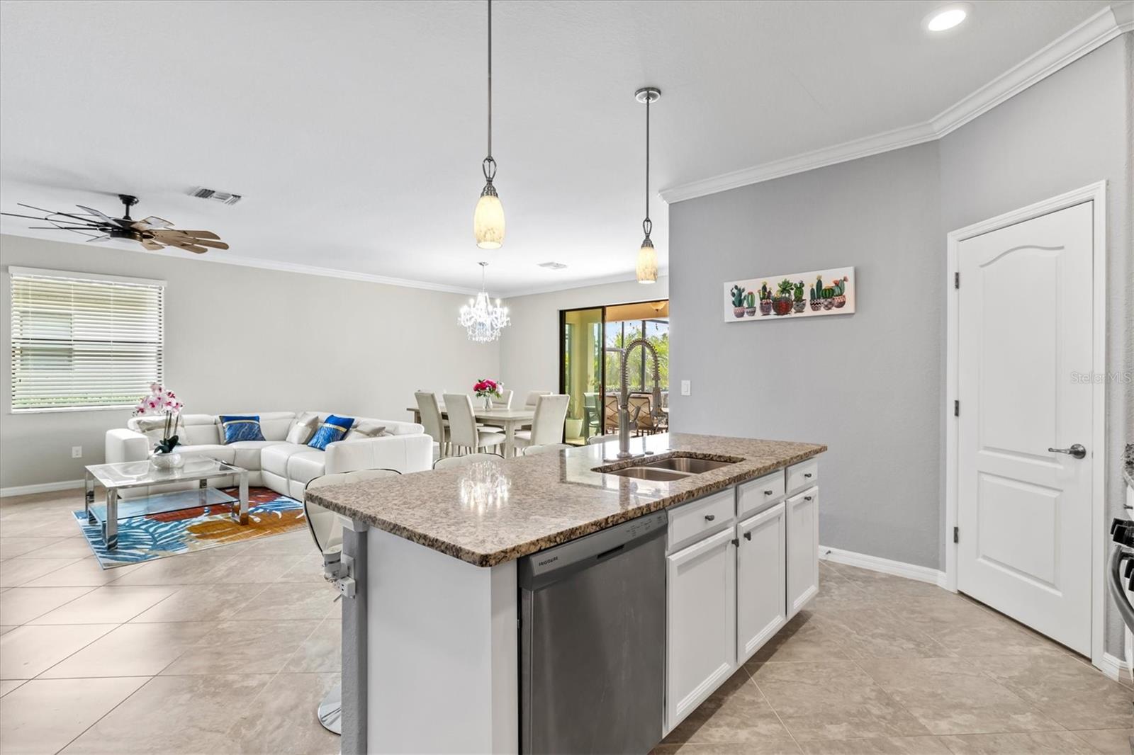 Image 18 of 67 For 17030 Blue Ridge Place