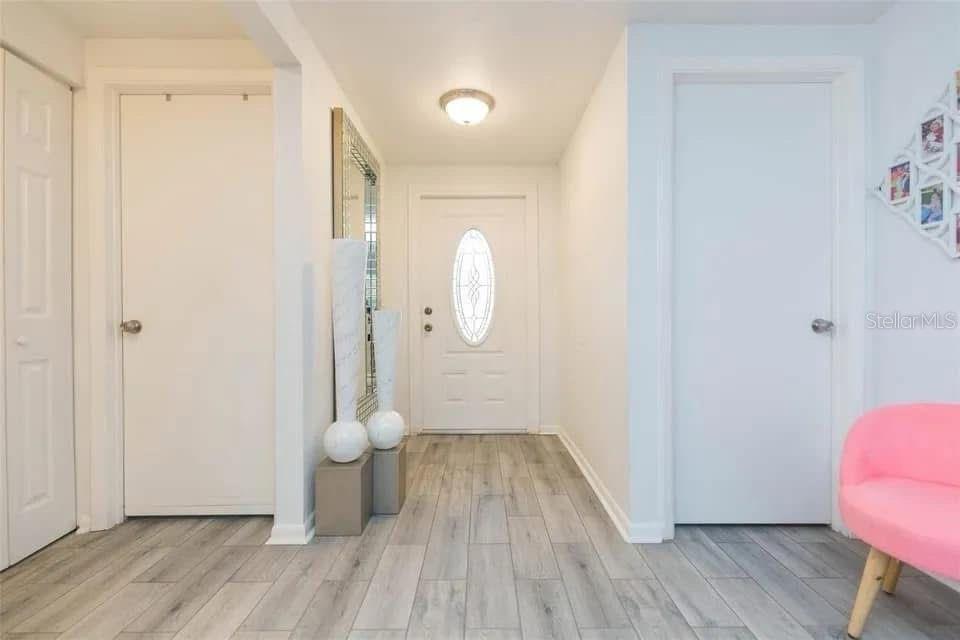 Image 3 of 21 For 2804 Cedaridge Drive