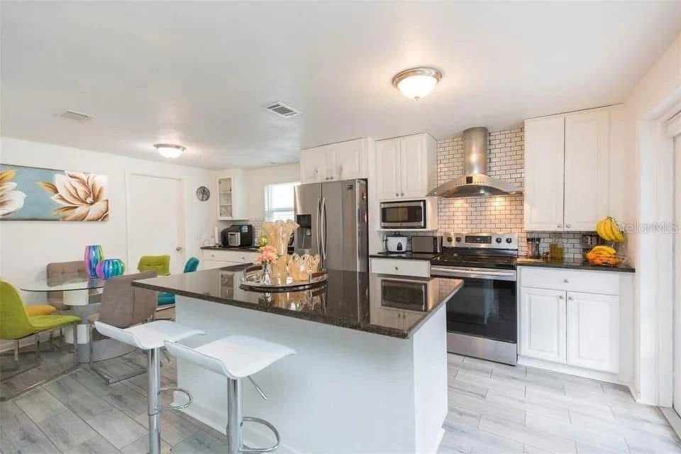 Image 8 of 21 For 2804 Cedaridge Drive