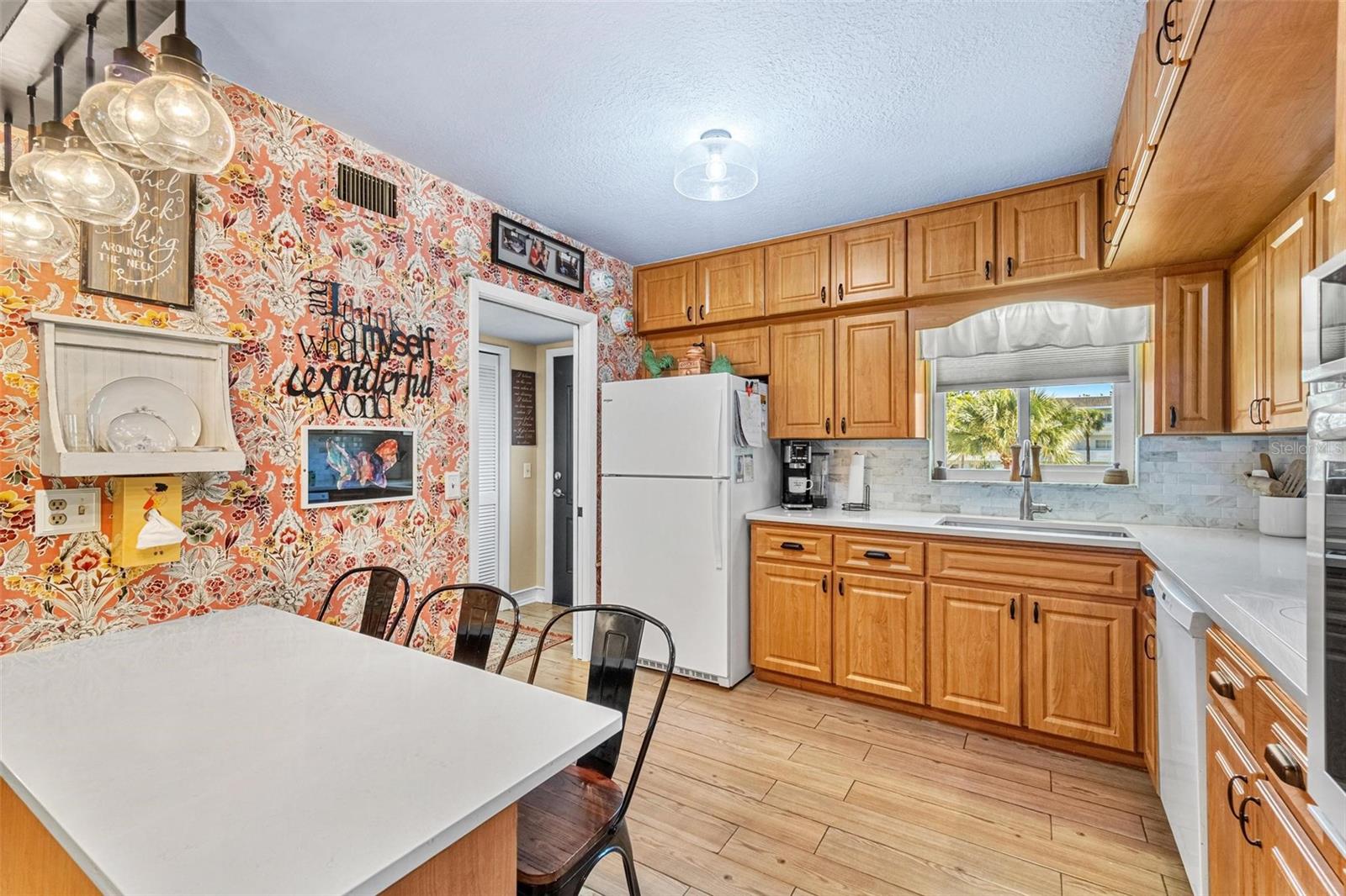 Image 3 of 69 For 2384 Tahitian Lane 22