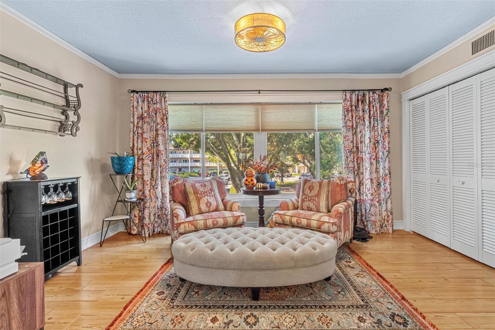 Image 9 of 69 For 2384 Tahitian Lane 22