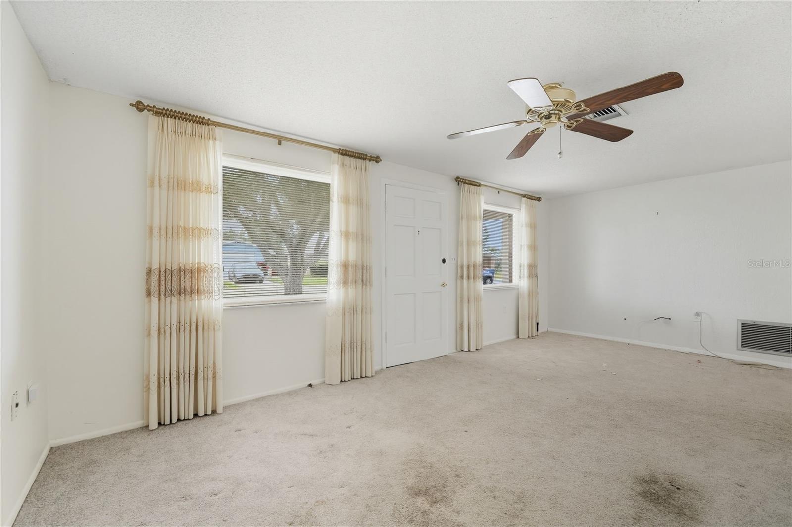 Image 11 of 29 For 3125 Salisbury Drive