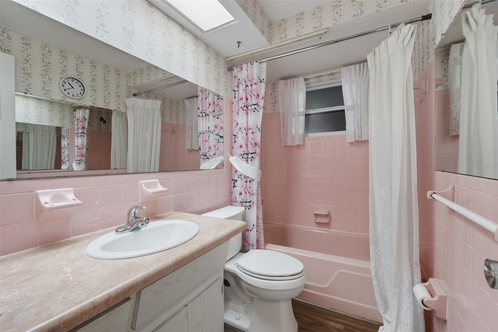 Image 14 of 29 For 3125 Salisbury Drive