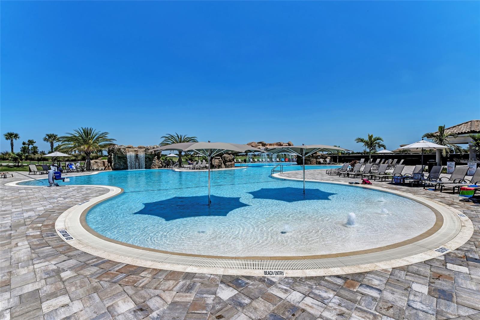 Image 39 of 43 For 16804 Vardon Terrace 308