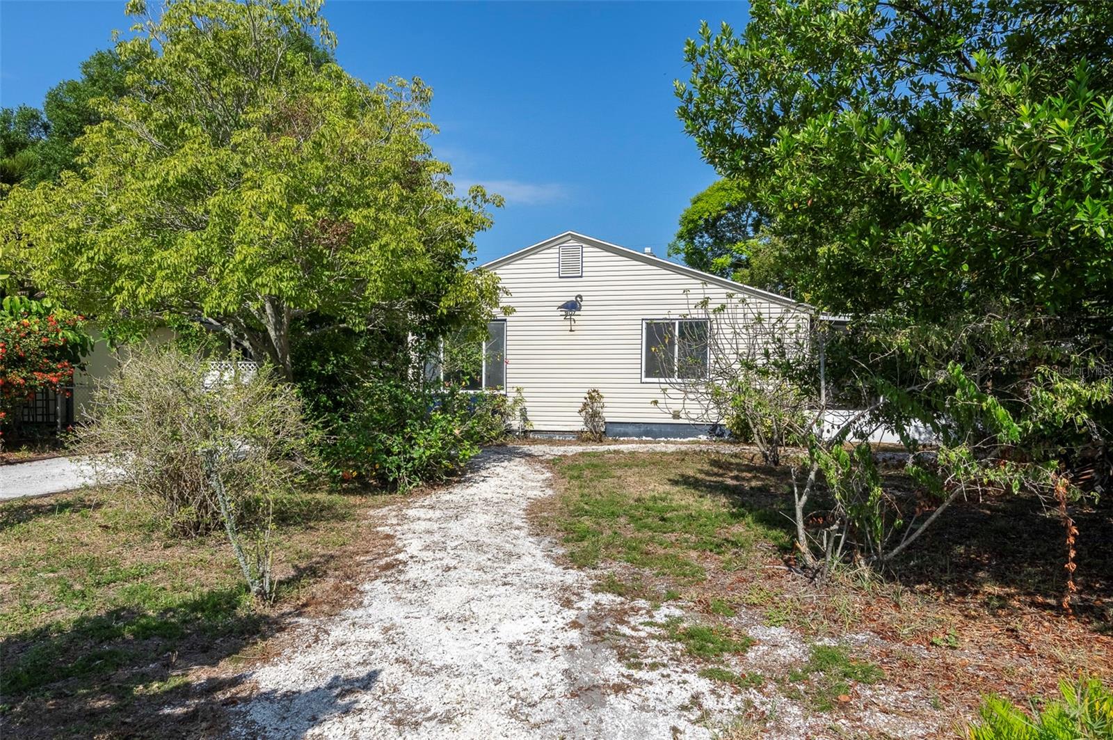 Details for 907 Hull Street S, GULFPORT, FL 33707