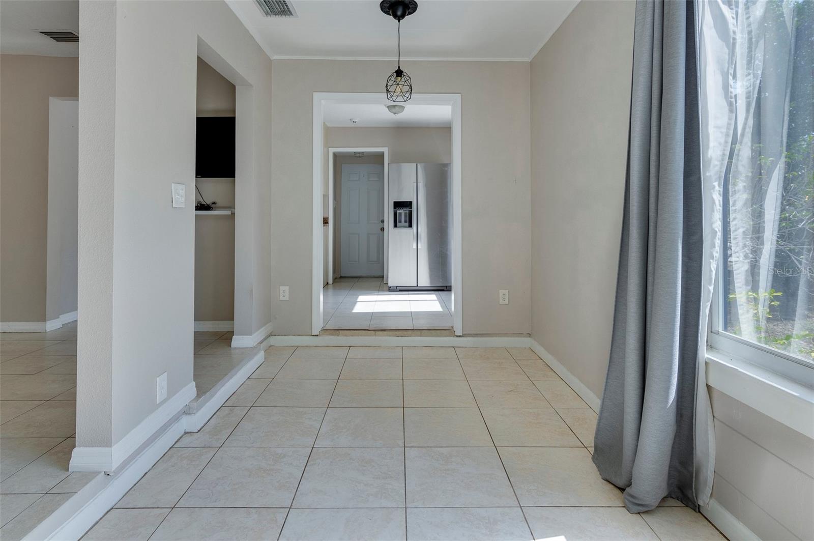 Image 10 of 49 For 907 Hull Street S