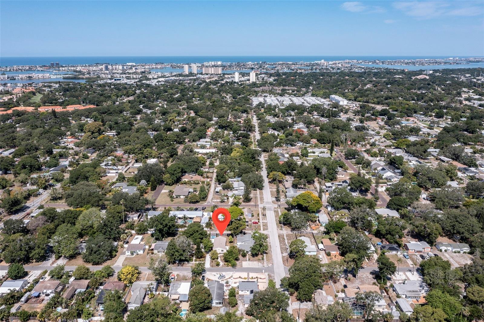 Image 46 of 49 For 907 Hull Street S