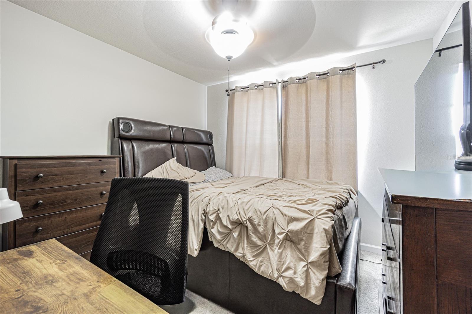 Image 29 of 38 For 11904 Thorncrest Drive