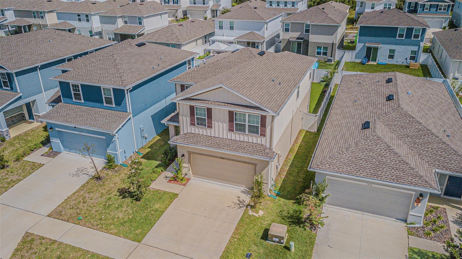 Image 33 of 38 For 11904 Thorncrest Drive