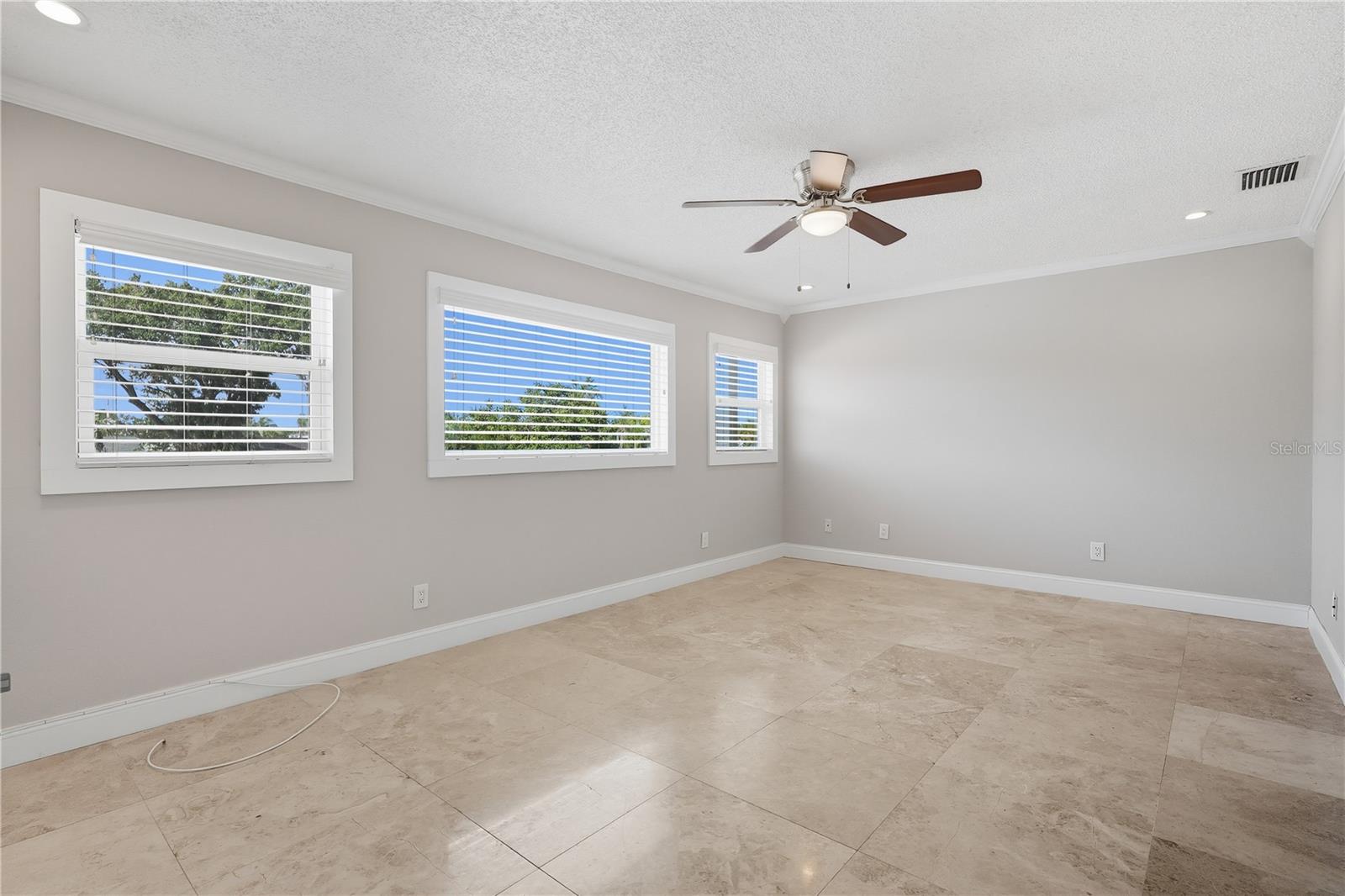 Image 18 of 50 For 8717 Bay Pointe Drive