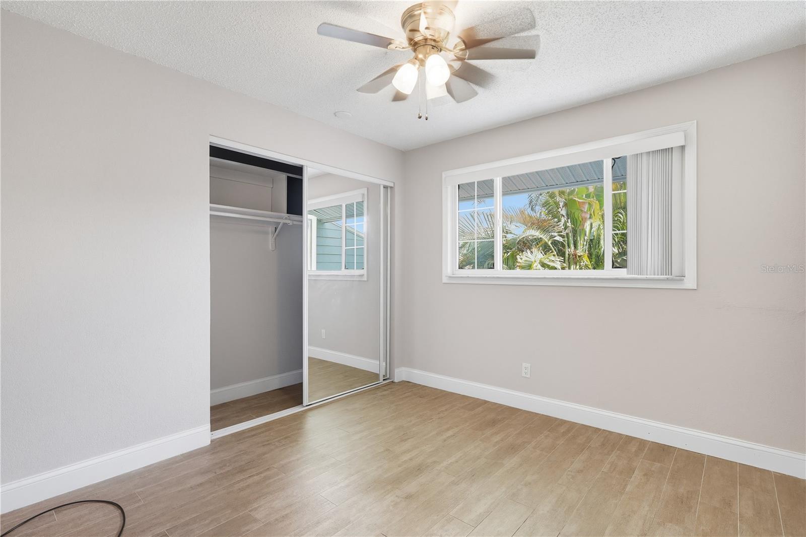 Image 25 of 50 For 8717 Bay Pointe Drive