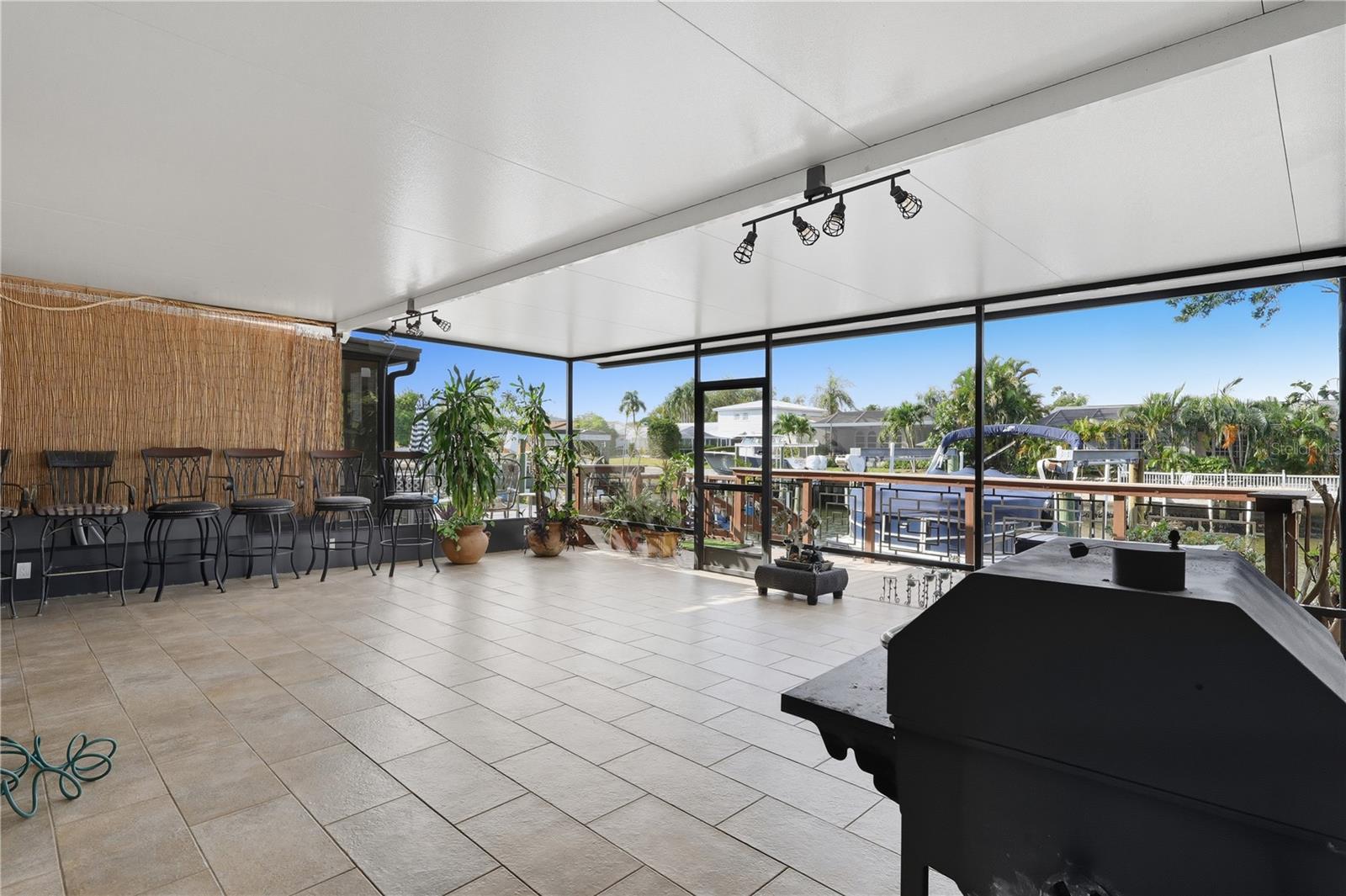 Image 26 of 50 For 8717 Bay Pointe Drive