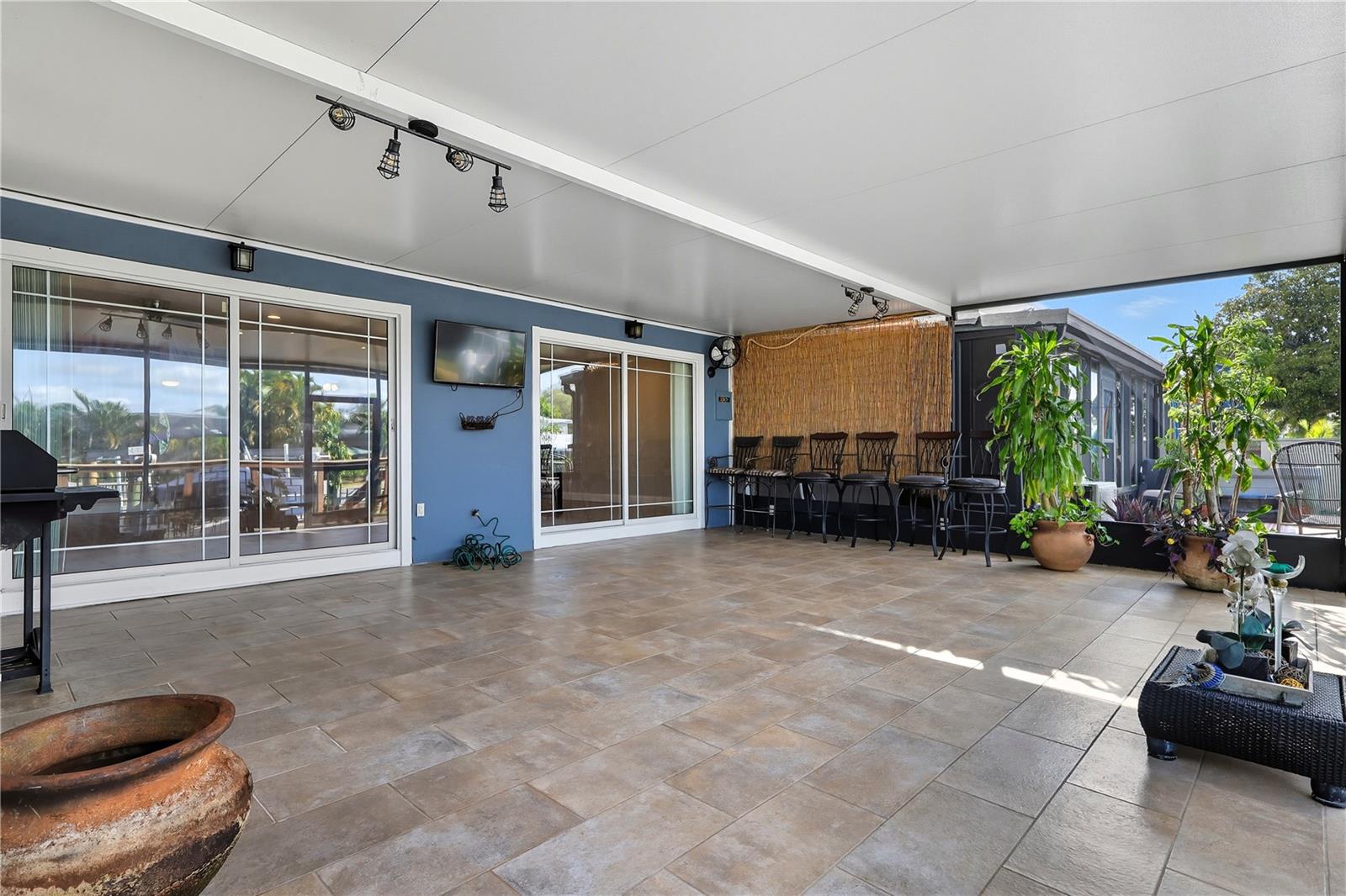 Image 27 of 50 For 8717 Bay Pointe Drive