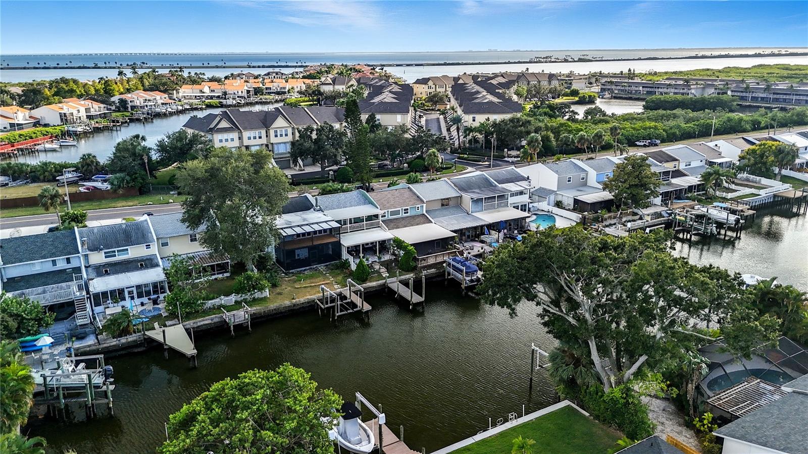 Image 35 of 50 For 8717 Bay Pointe Drive