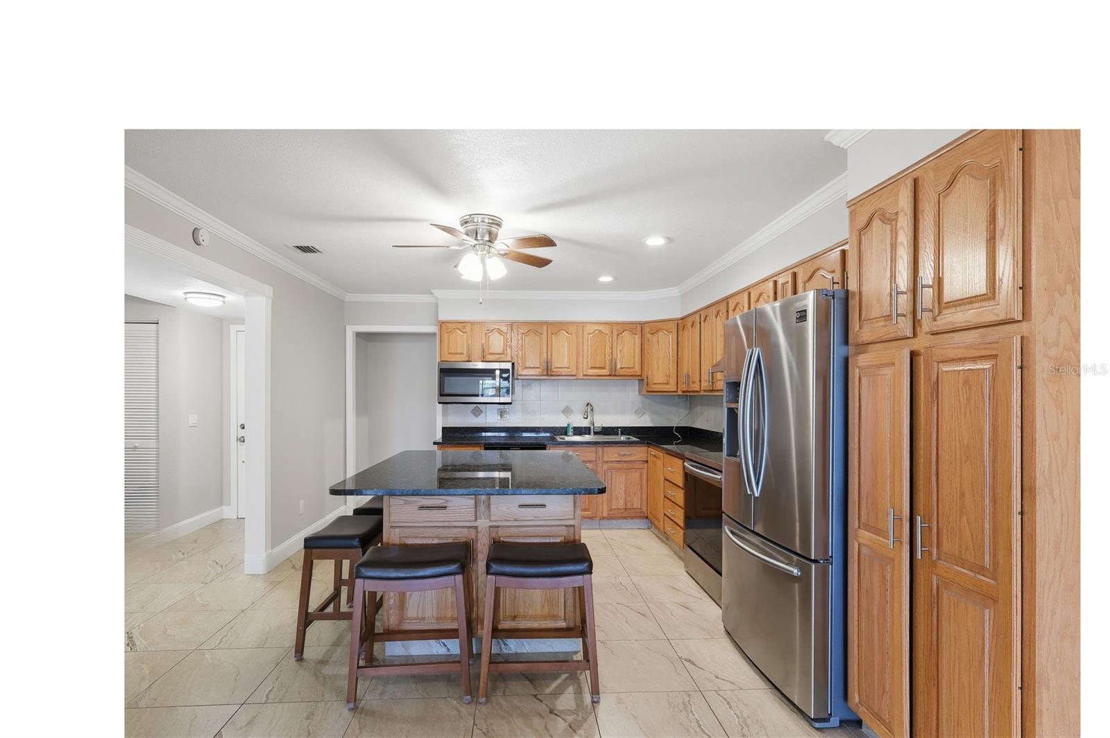 Image 6 of 50 For 8717 Bay Pointe Drive