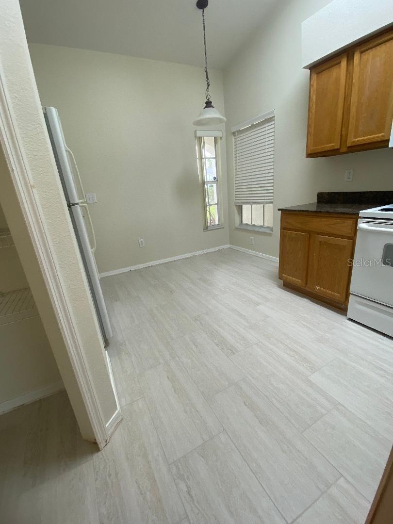 Image 3 of 11 For 25456 Geddy Drive