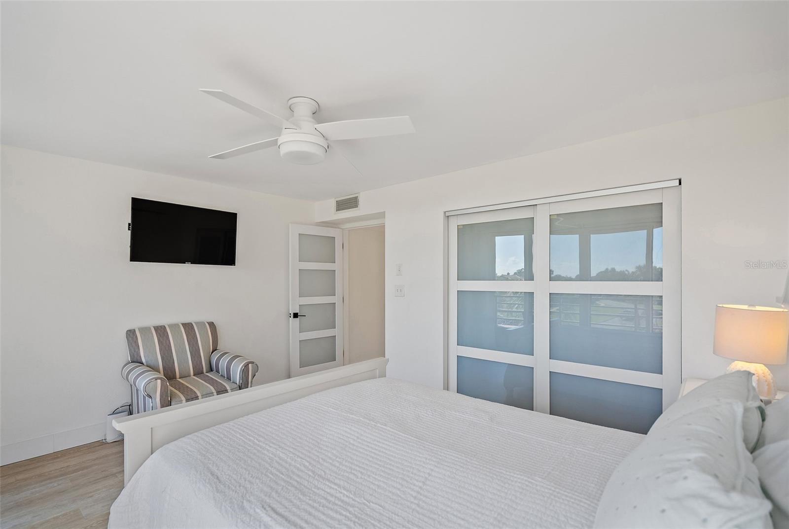 Image 36 of 63 For 6240 Kipps Colony Court S 101