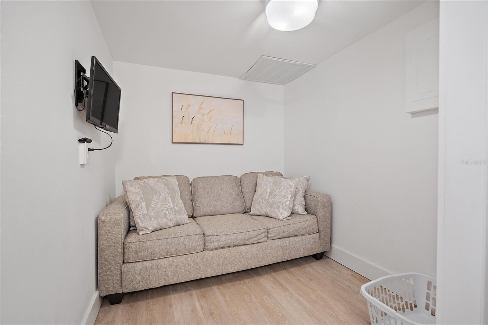 Image 41 of 63 For 6240 Kipps Colony Court S 101