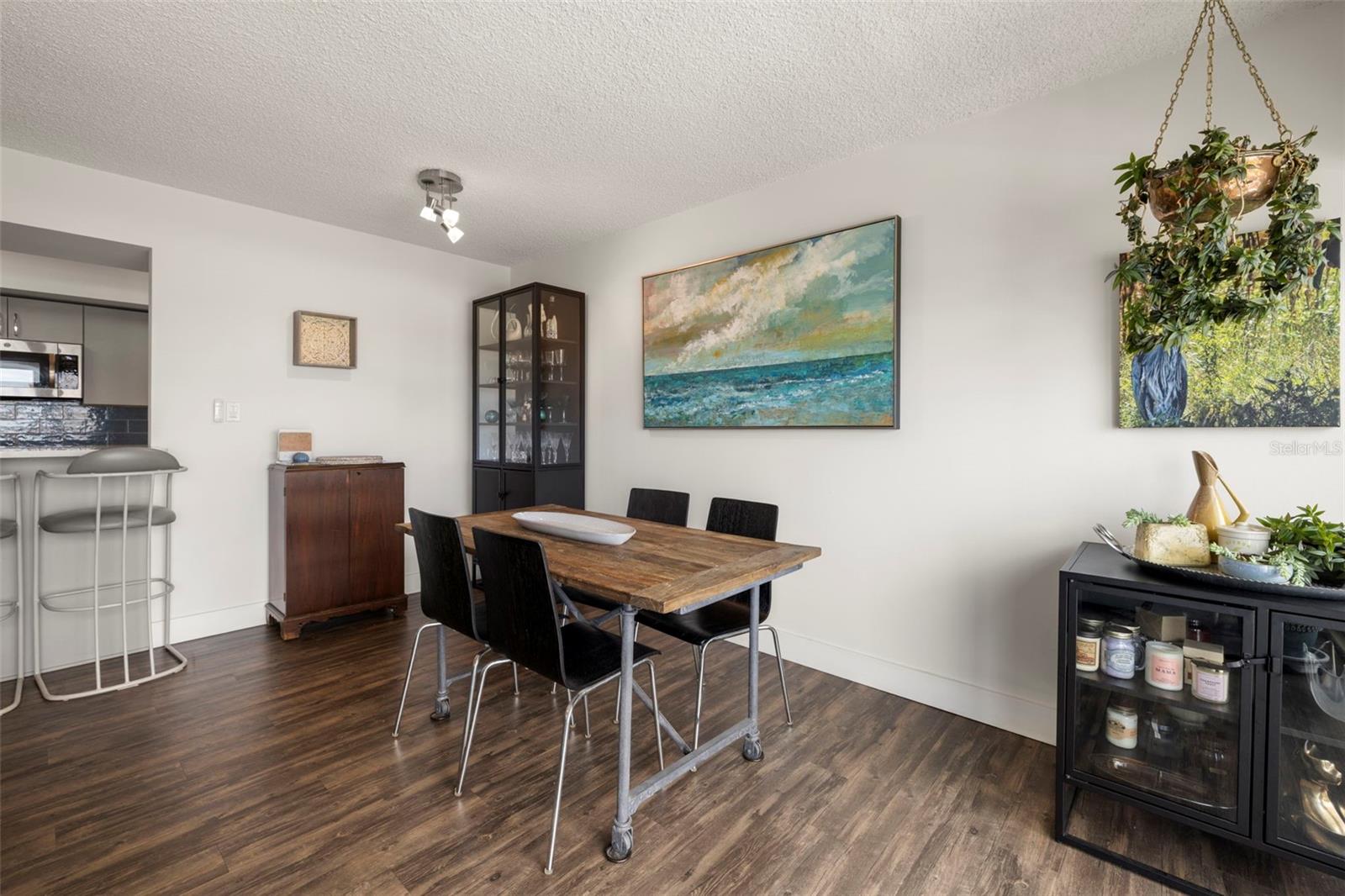 Image 12 of 46 For 2401 Bayshore Boulevard 803