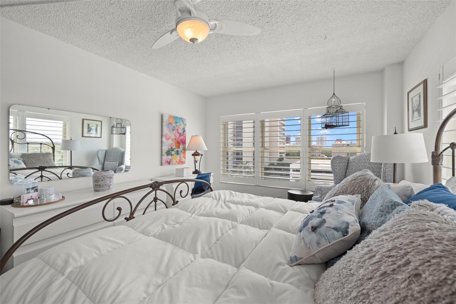 Image 17 of 46 For 2401 Bayshore Boulevard 803