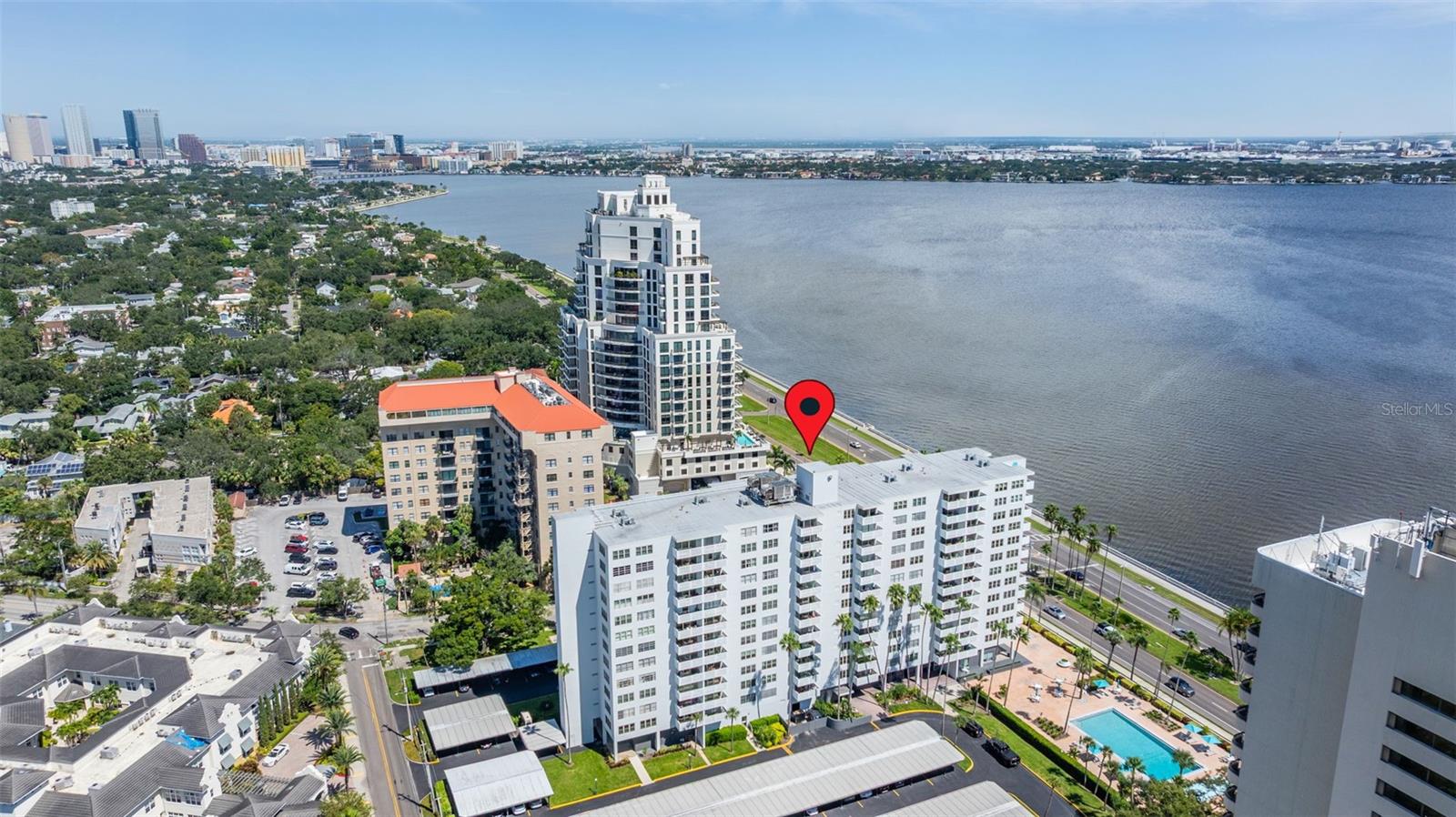 Image 39 of 46 For 2401 Bayshore Boulevard 803
