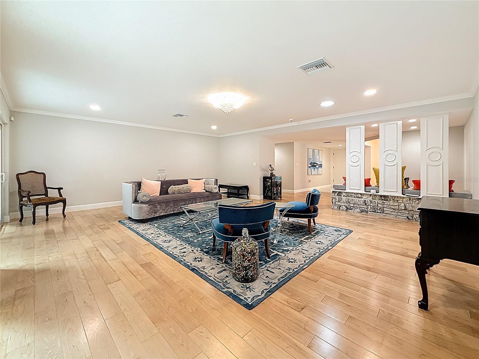 Image 21 of 90 For 8693 15th Street N