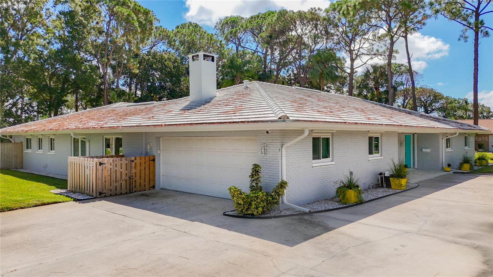 Image 9 of 90 For 8693 15th Street N