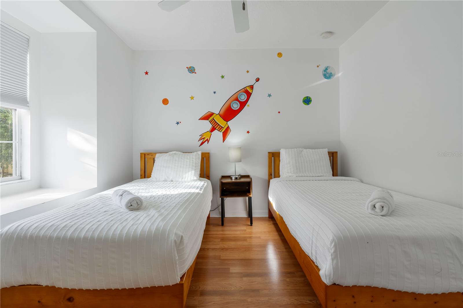 Image 17 of 37 For 2685 Andros Lane