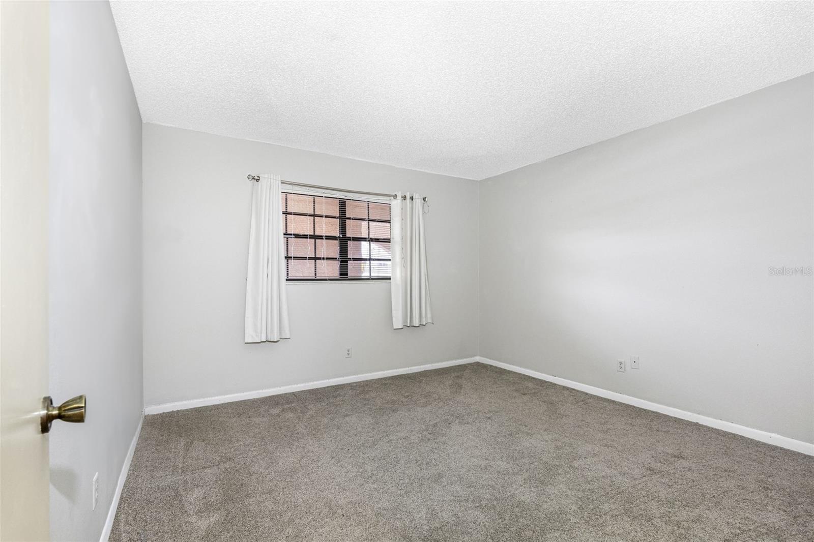 Image 22 of 46 For 1750 Belleair Forest Drive A15