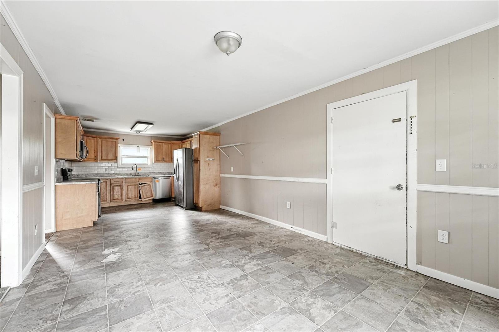 Image 11 of 30 For 896 9th Street