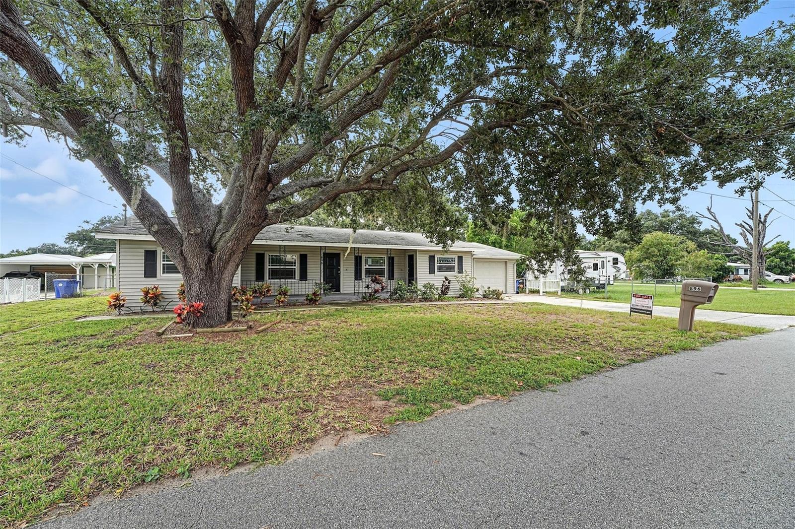 Image 4 of 30 For 896 9th Street