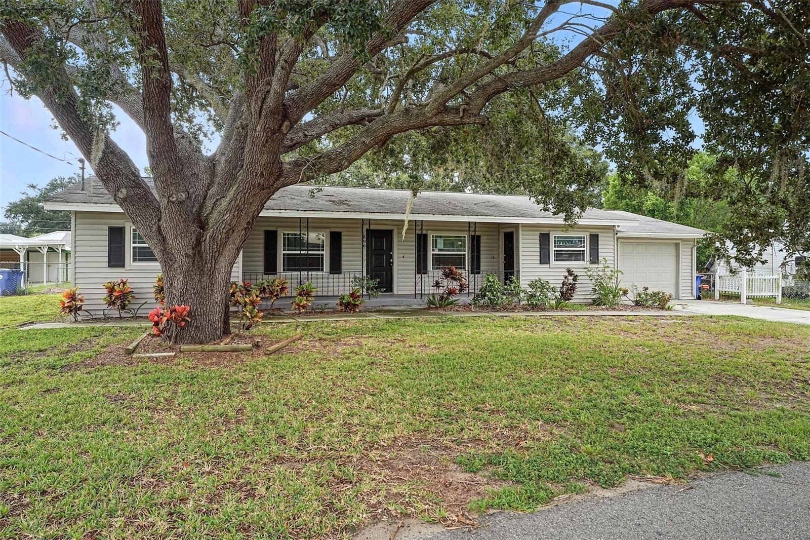 Image 5 of 30 For 896 9th Street