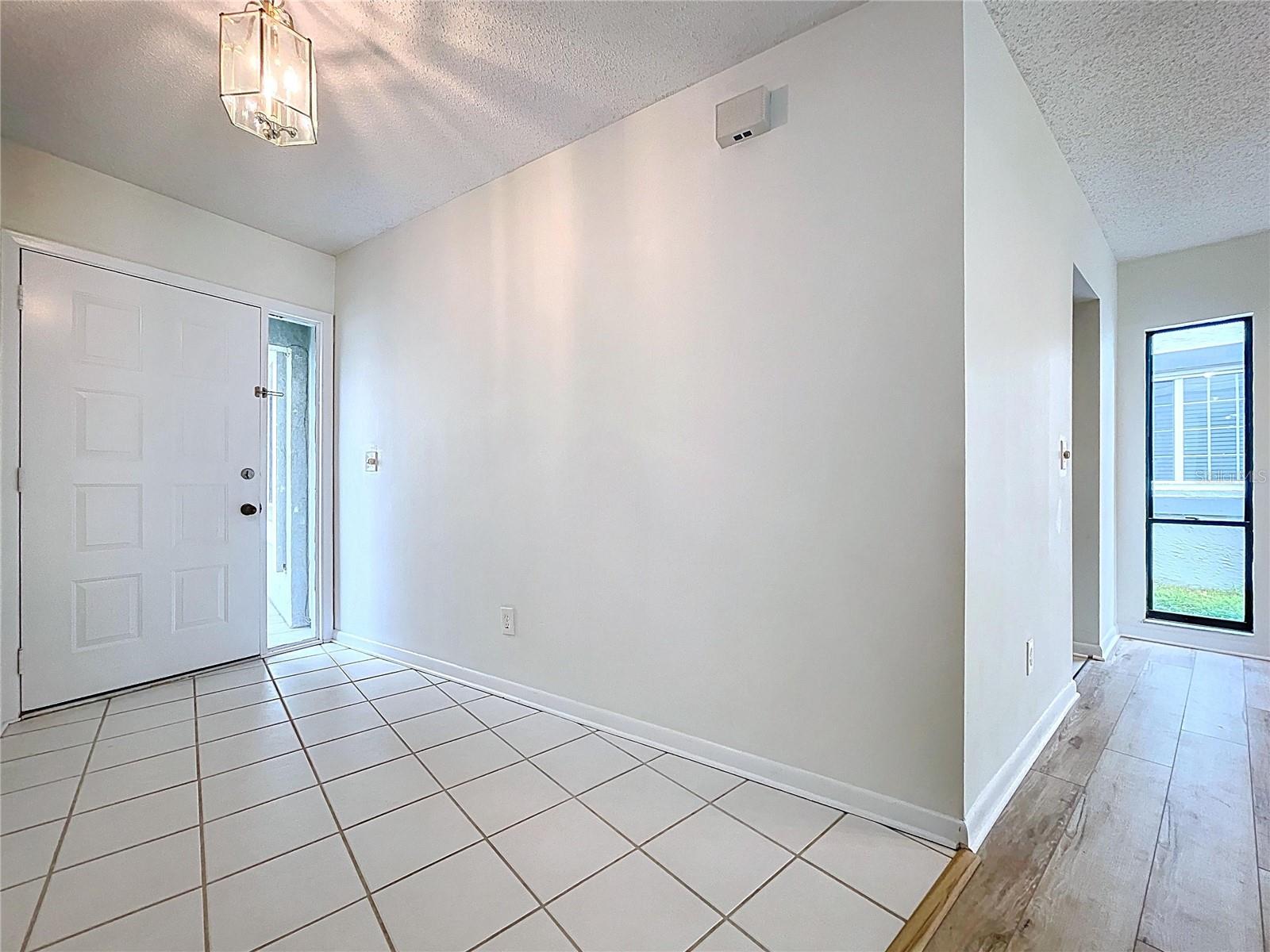 Image 19 of 87 For 16127 Gardendale Drive