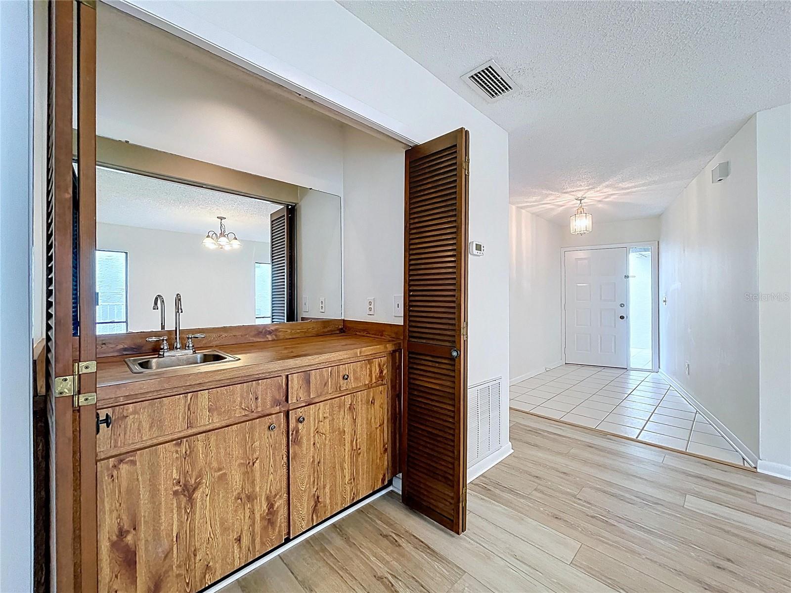 Image 21 of 87 For 16127 Gardendale Drive