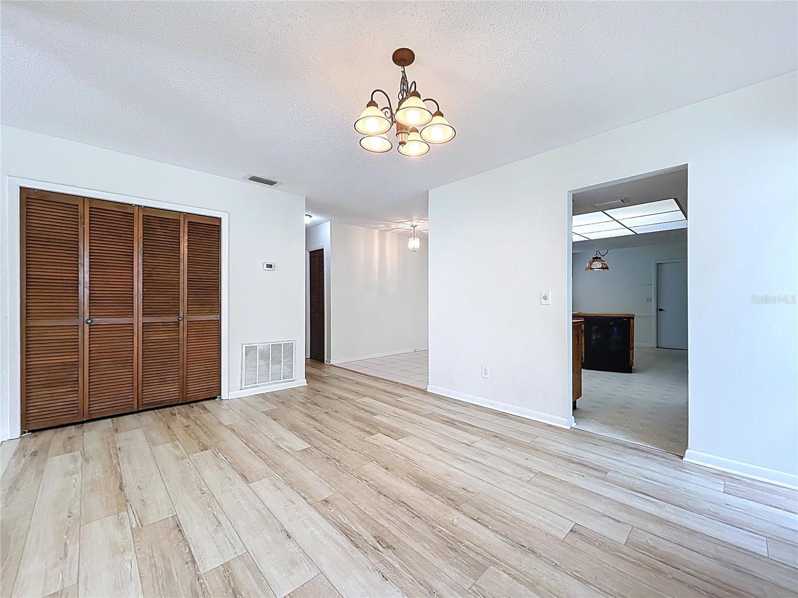 Image 28 of 87 For 16127 Gardendale Drive