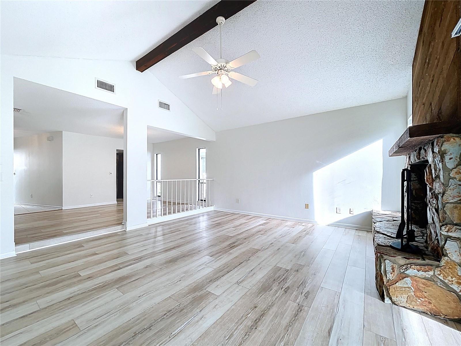 Image 29 of 87 For 16127 Gardendale Drive