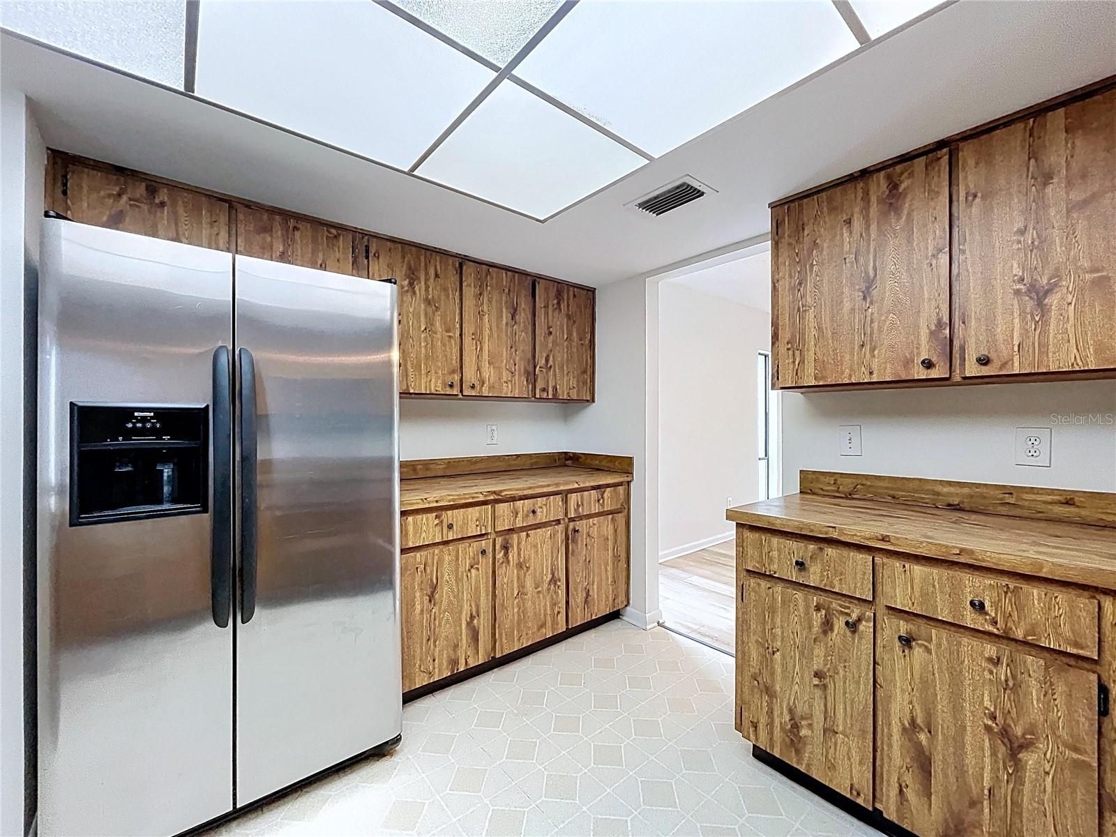 Image 38 of 87 For 16127 Gardendale Drive