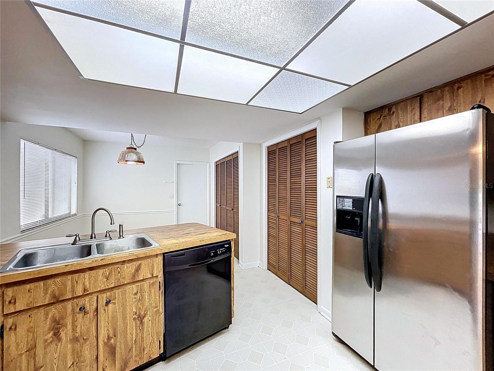 Image 42 of 87 For 16127 Gardendale Drive