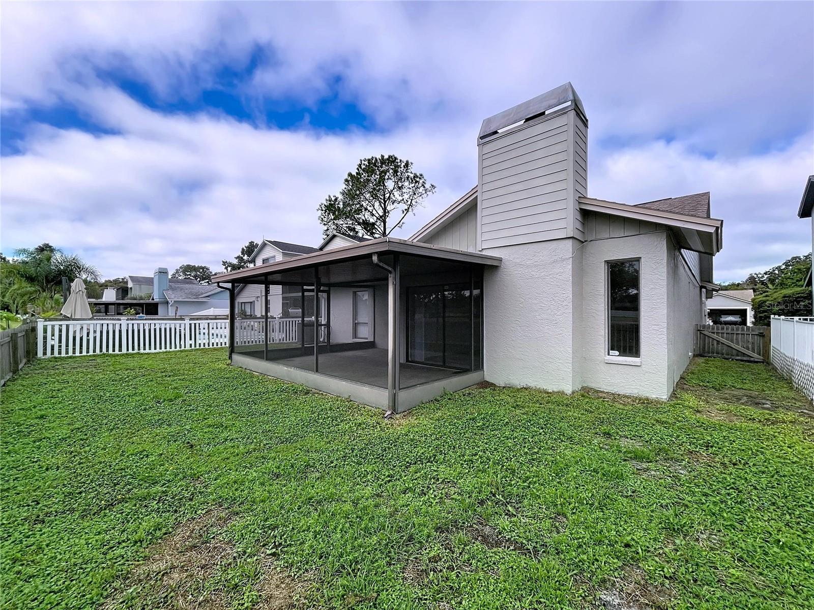 Image 6 of 87 For 16127 Gardendale Drive