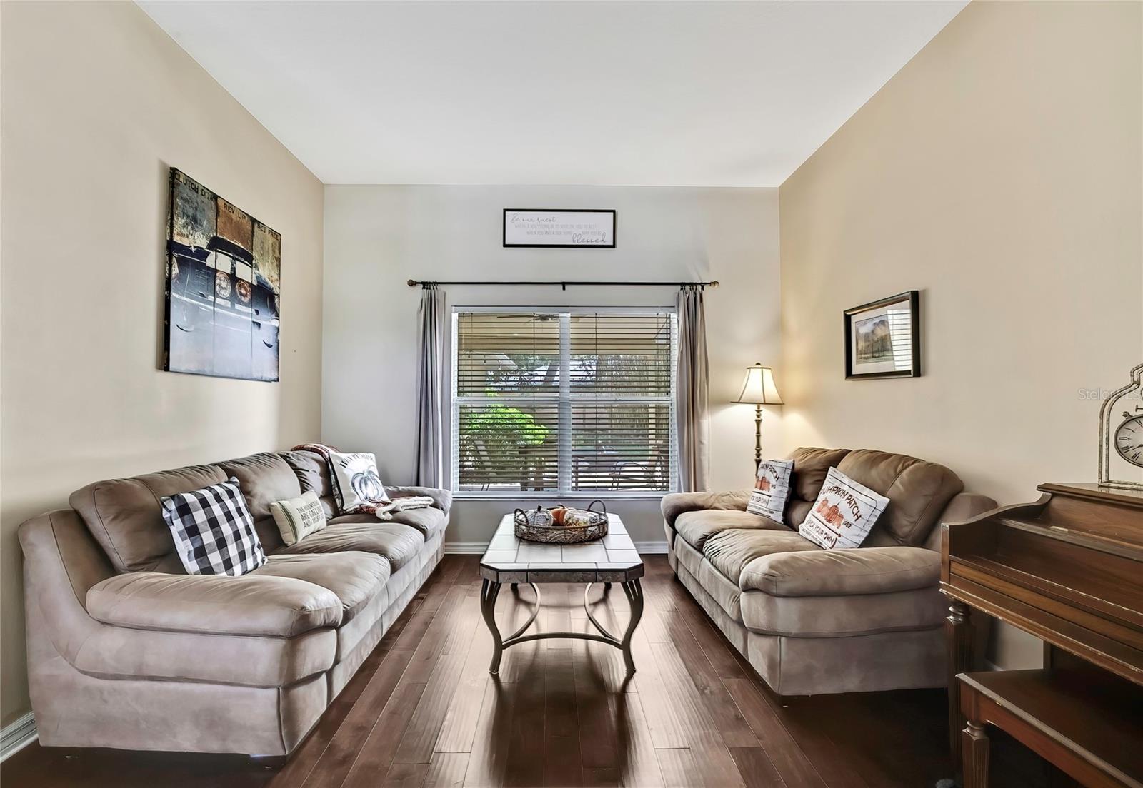 Image 10 of 54 For 18401 Debonair Place