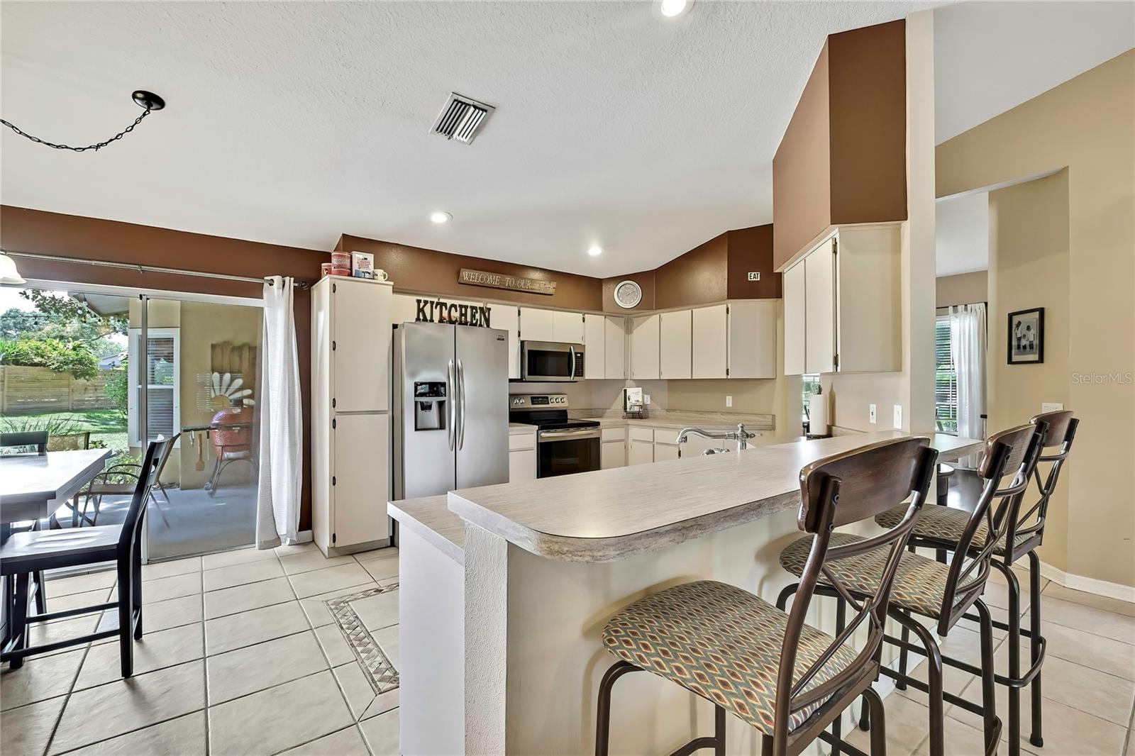 Image 23 of 54 For 18401 Debonair Place