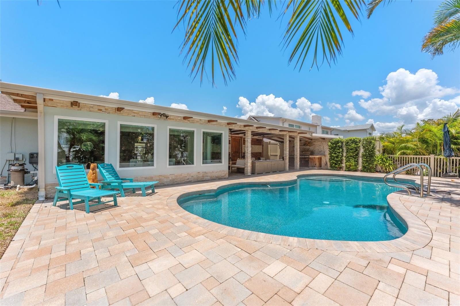 Listing photo id 29 for 8720 Hickorywood Lane