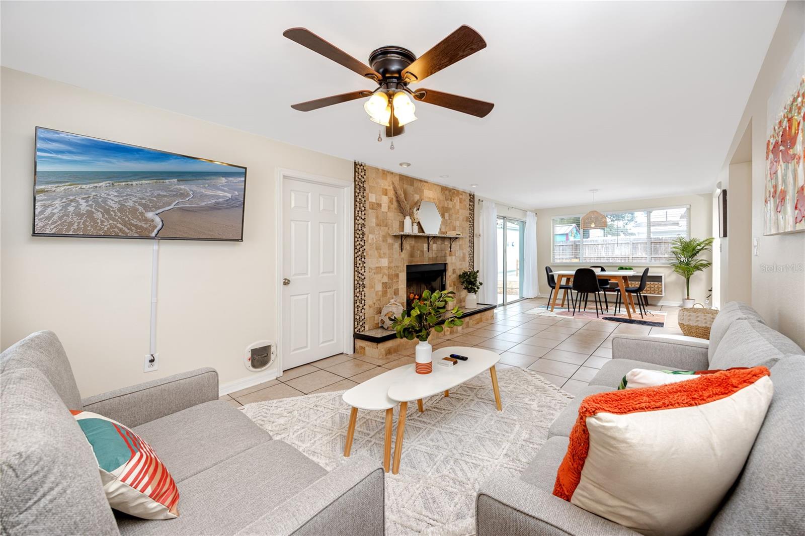 Image 17 of 37 For 11254 116th Street