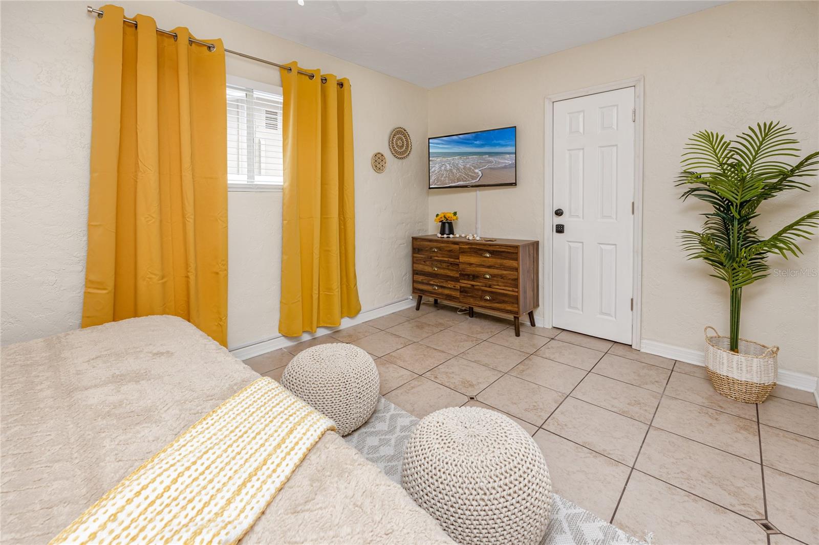 Image 20 of 37 For 11254 116th Street