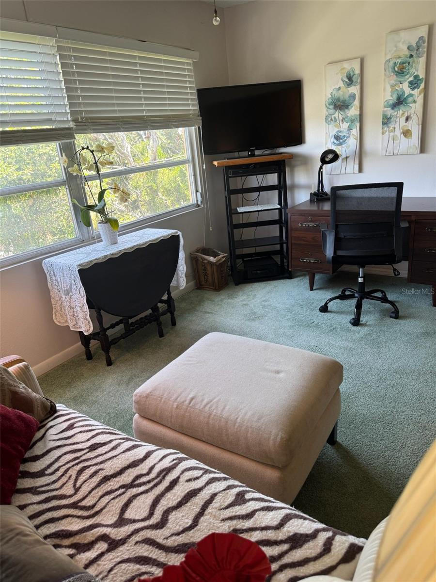 Image 17 of 21 For 6400 46th Avenue N 315