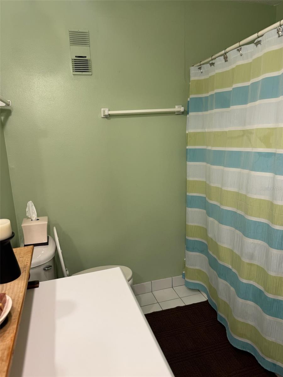 Image 18 of 21 For 6400 46th Avenue N 315