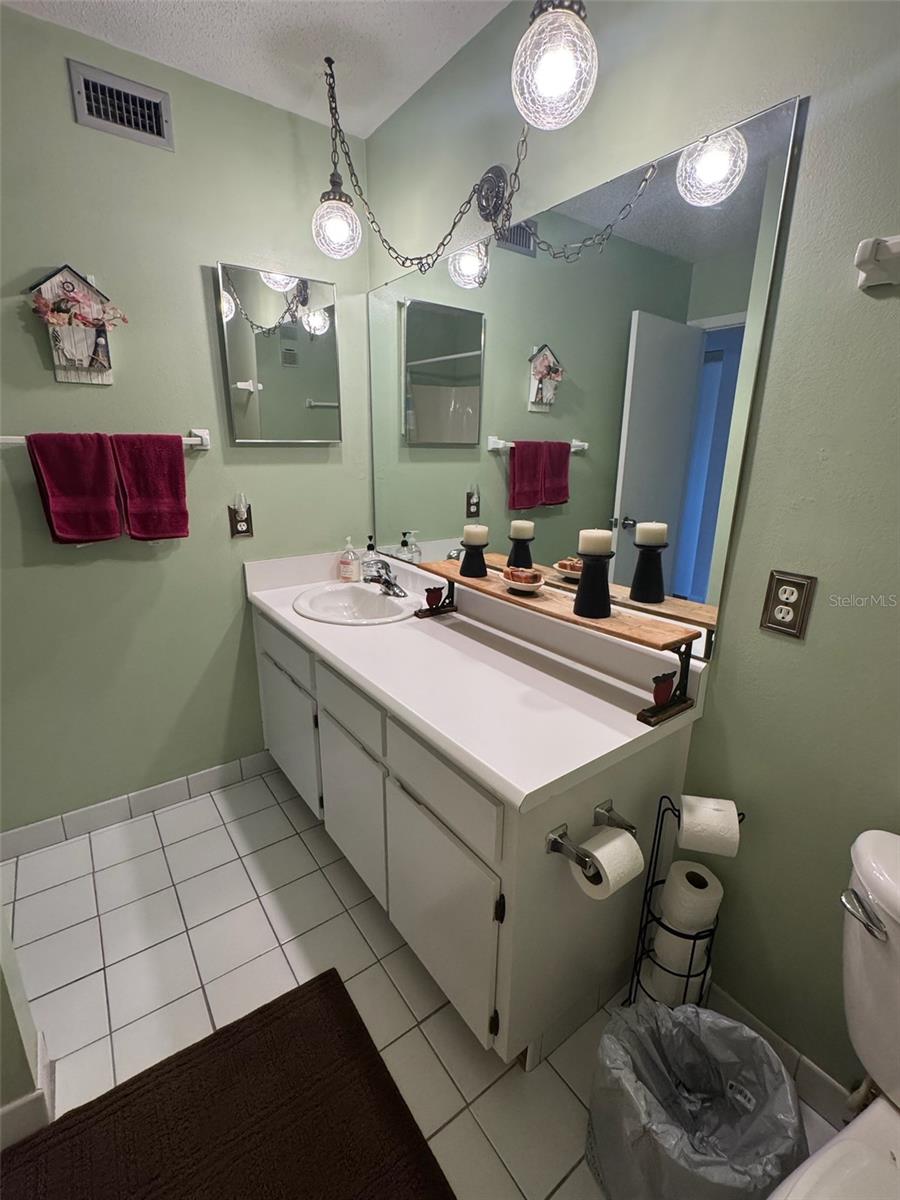 Image 19 of 21 For 6400 46th Avenue N 315