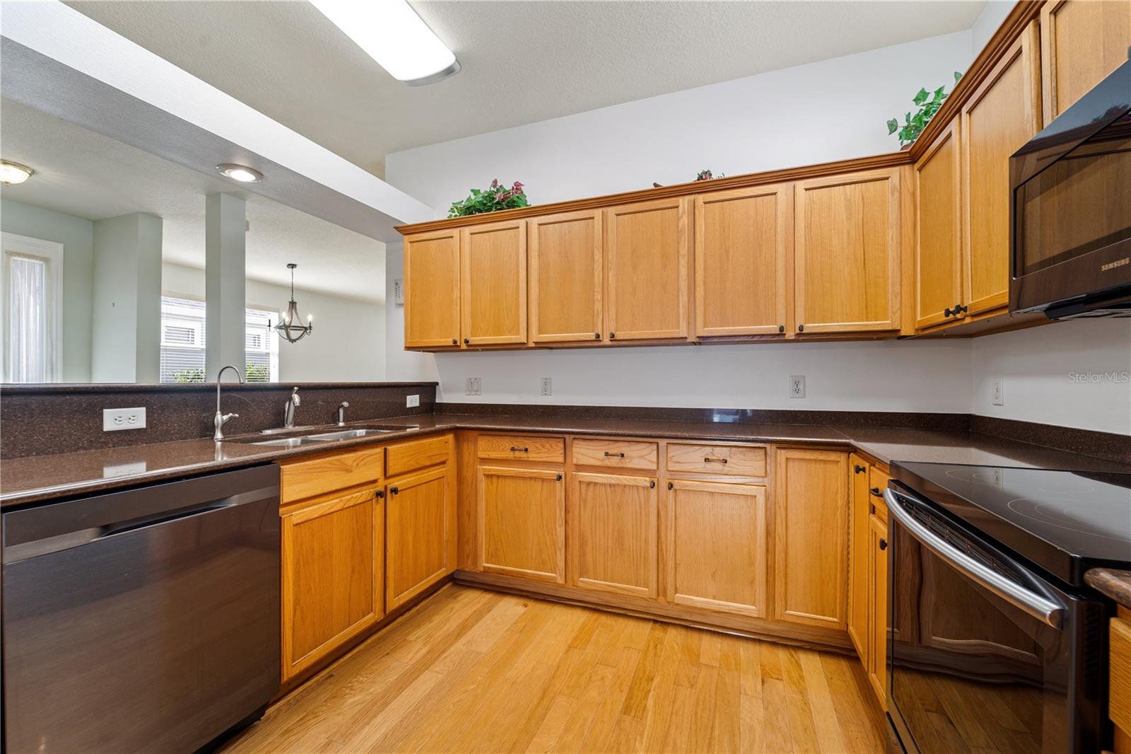 Image 14 of 44 For 20941 Tangor Road