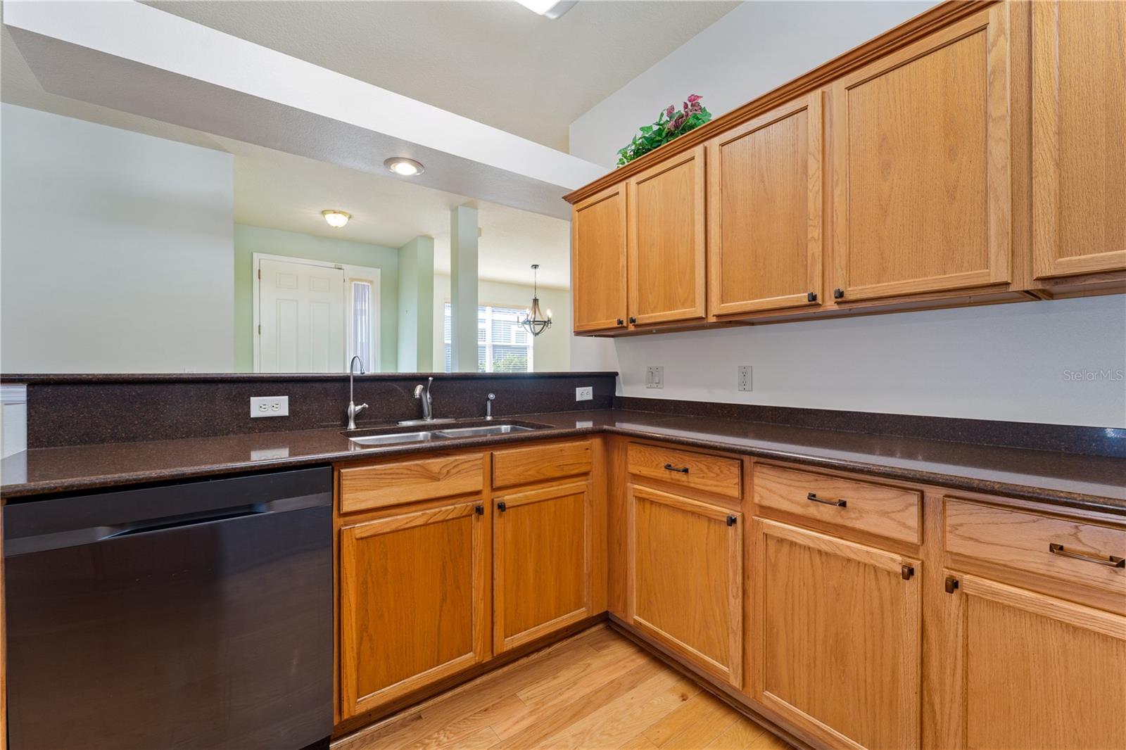 Image 15 of 44 For 20941 Tangor Road